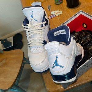 Jordan 4’s
